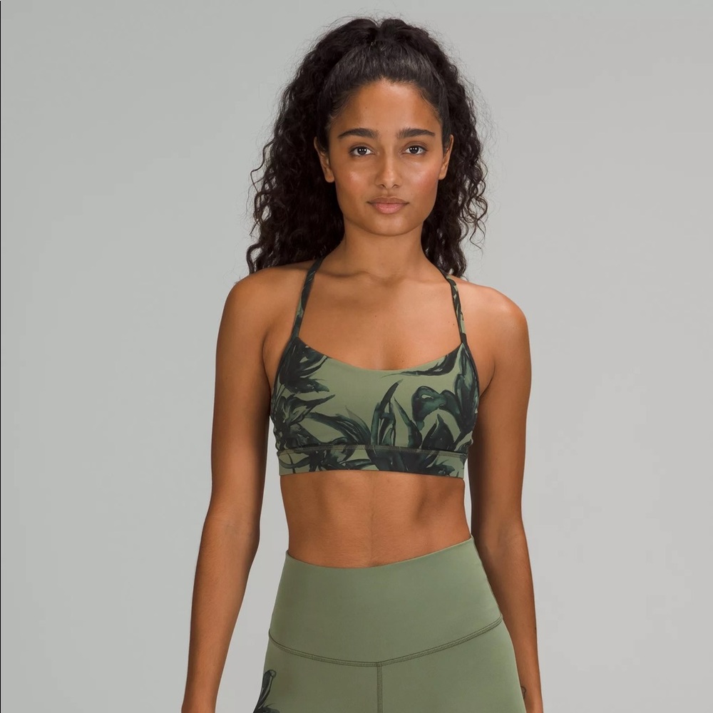 Lululemon Flow Y Nulu Bra